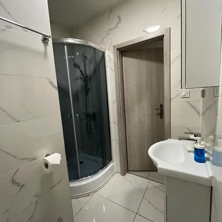 P.a.e.r. Apartament *